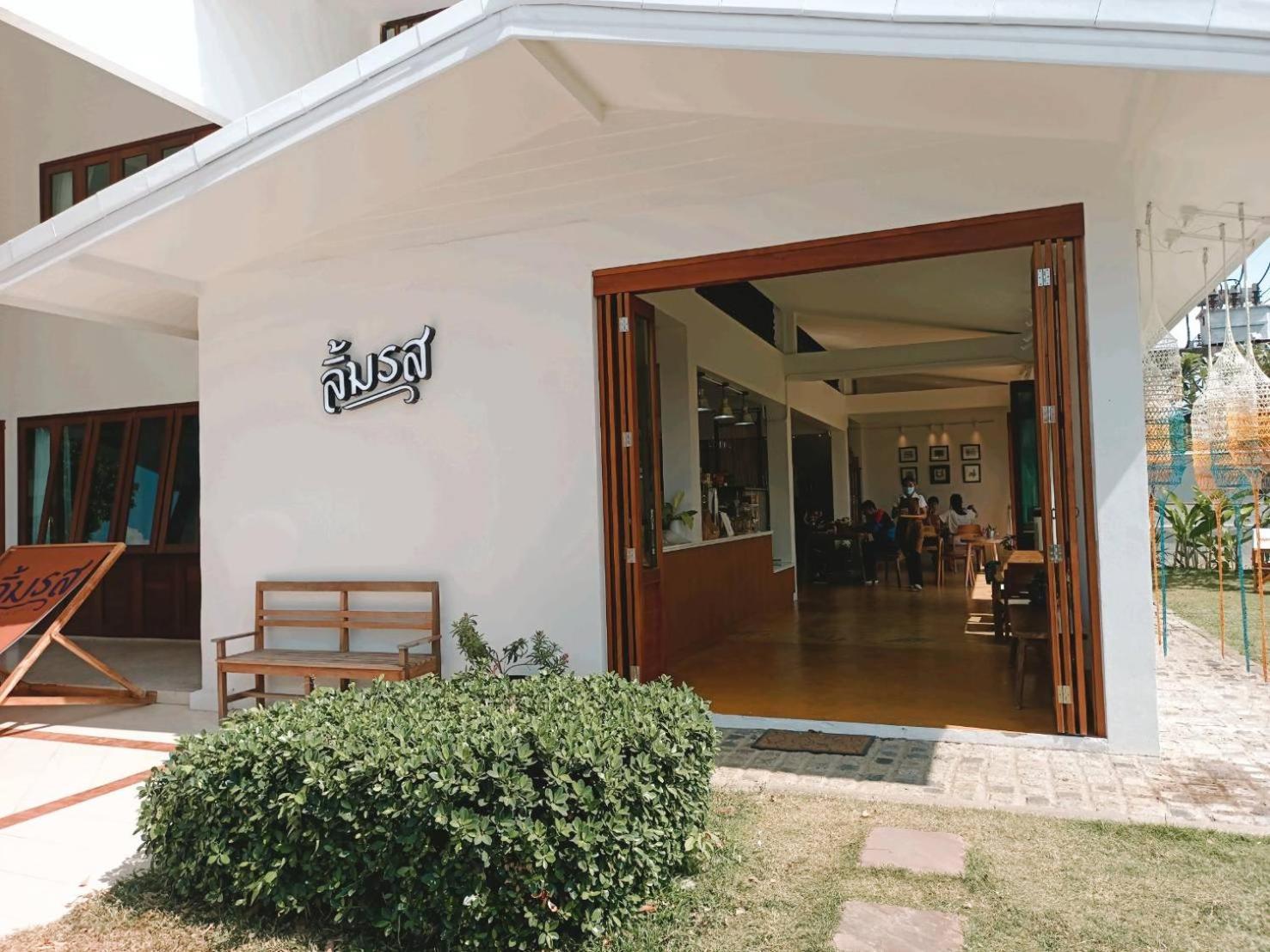 Bangsaphan Resort Банг Сафан Екстериор снимка